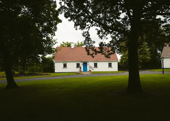Longford Blue Sky Self Catering * Esker South